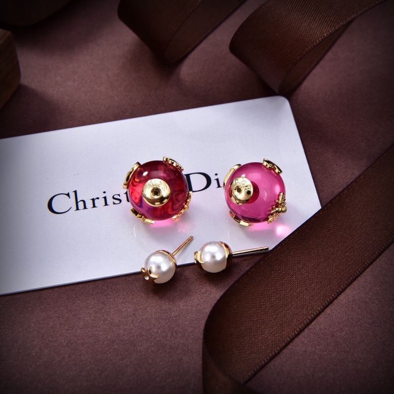 chr1st1an D10r earrings